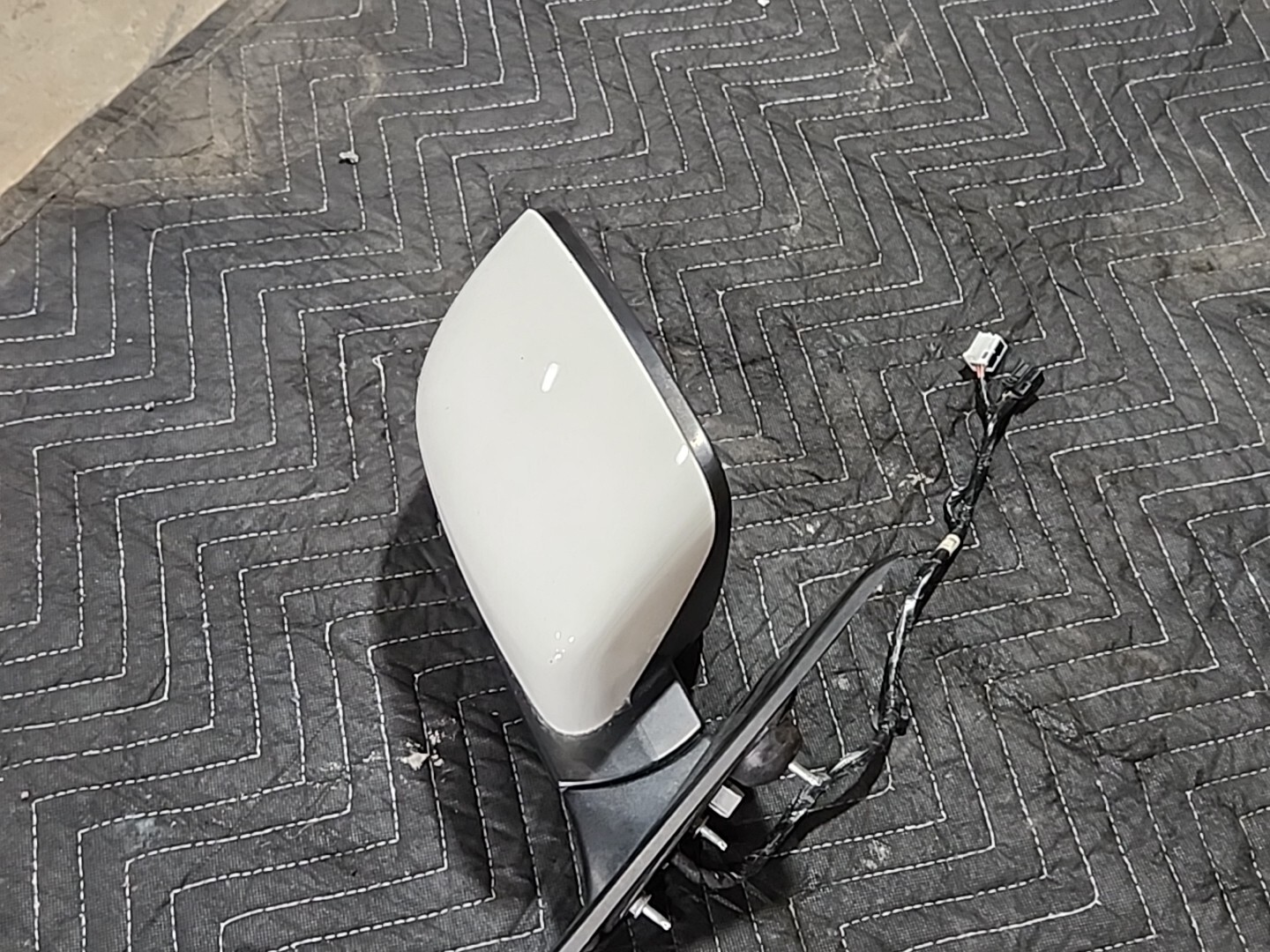 OEM 2014-2017 MASERATI QUATTROPORTE RIGHT SIDE DOOR MIRROR HEATED WHITE #0045