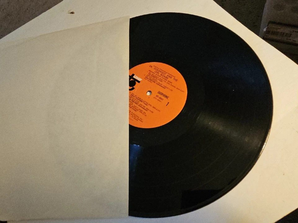 OST LP DR GOLDFOOT & THE GIRL BOMBS 1966 TOWER DUOPHONIC ORIGINAL PRESS - Image 3 of 4