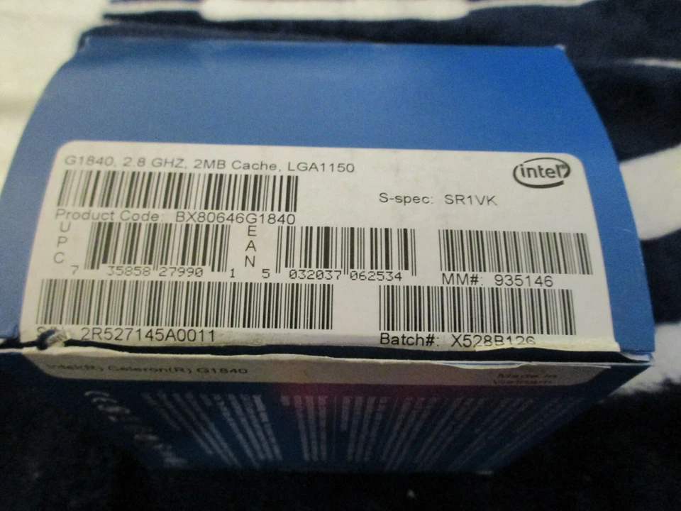Intel CPU processor G1840 Celeron LGA1150 with original packaging Heatsink Fan  - Image 4 of 4