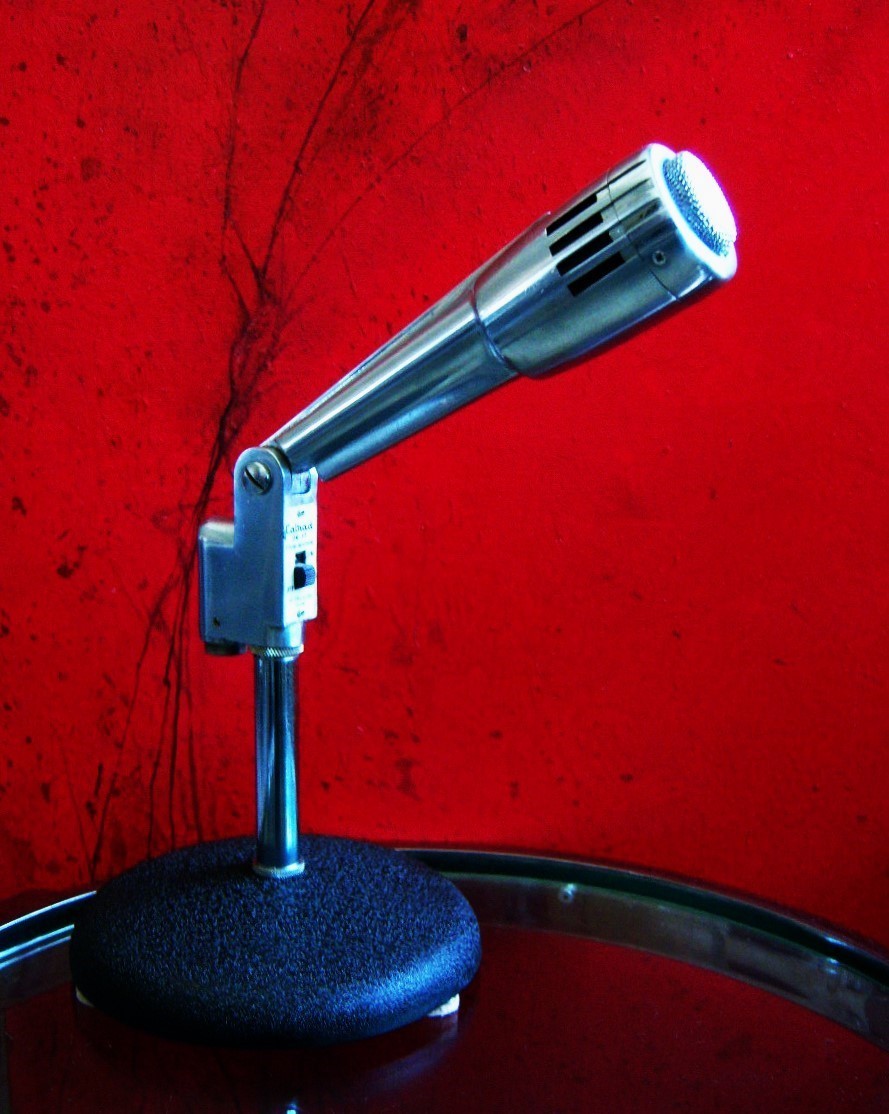 Vintage 1960's Calrad DM-17 Dynamic microphone w DS-10 stand Olson
