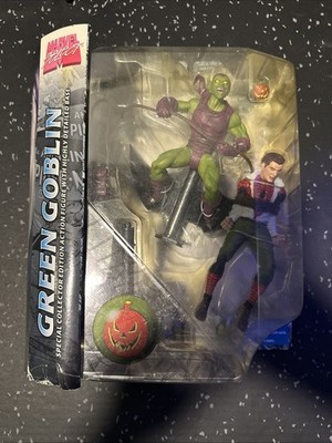 Marvel Comics Diamond Select Green Goblin & Unmasked Spider-Man Figure BOX WEAR