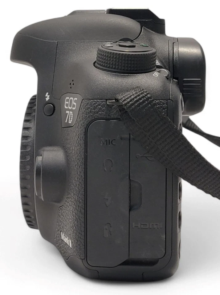 CANON EOS 7D MARK II 20.2MP 1080p APS-C CMOS DSLR 16000 ISO CAMERA BODY BUNDLE - Image 2 of 4