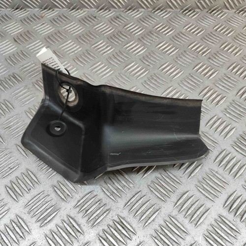 BMW X1 F48 Rückleuchtenblende hinten links 7350721 2.0 Diesel 140kw 2016 32053640