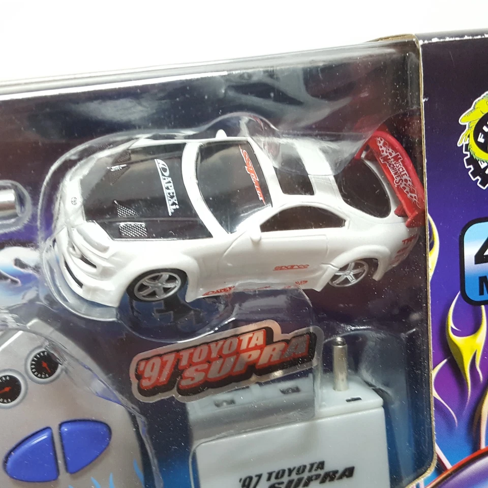 Muscle Machines 1/64 Scale White '97 TOYOTA SUPRA Radio Control R/C Kit - NIB - Image 2 of 4