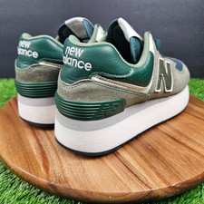 Preços baixos em Tênis Esportivo New Balance 574 Verde Para as