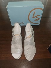 Lifestride Carlyle, Island Silver Dazzle Glitter Open Toe Size 8