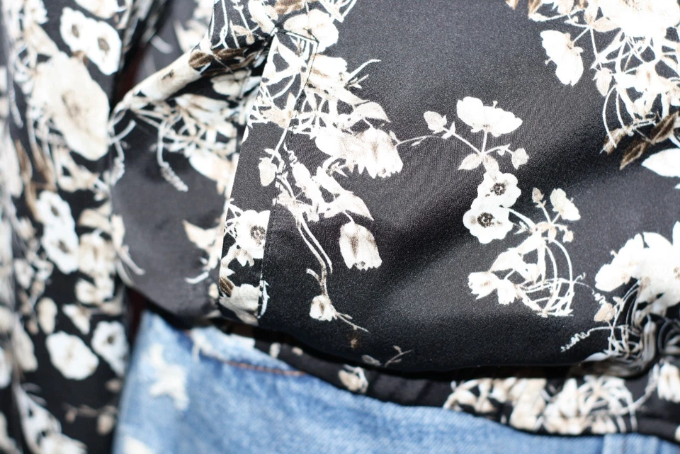 Chaqueta Bomber Vintage Guess Couture Mujer Cremallera Completa Satén Talla XS Y2K 90s 2000s Foto 4 de 4