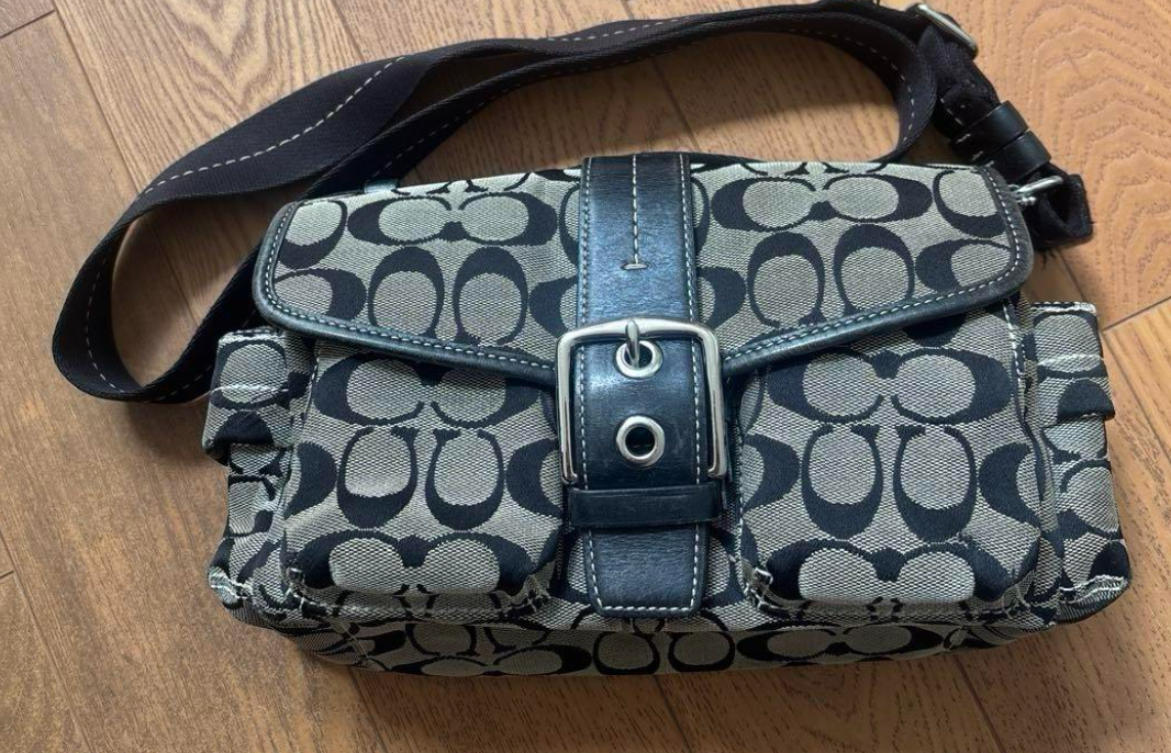 バッグ Coach 6835 Soho Signature Shoulder bag Vintage Coach 6835 Soho Shoulder Bag Coach soho signature/leather