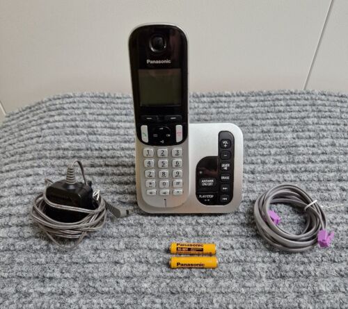 Panasonic KX TGCA20EX Cordless Phone With Answering Machine - Afbeelding 1 van 20