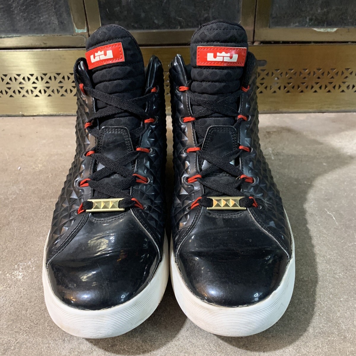 Nike Lebron 12 XII NSW Lifestyle QS Men Size 10.5 Black Nike Lebron 12 XII NSW Lifestyle QS Men Size 10.5 Black
