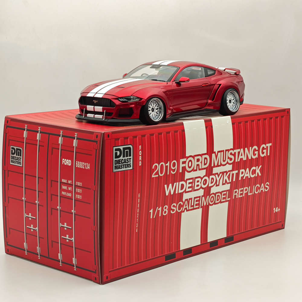 限定値下げDIECAST MASTERS FORD MUSTANG GT2019 1:18 DM Ford Mustang GT 2019 Widebodykit Pack RHD Miniature