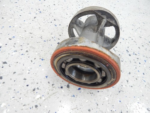MERCURY MERCRUISER 1984-1998 ALPHA I GEN II BEARING CARRIER 818763A10 - Picture 2 of 3
