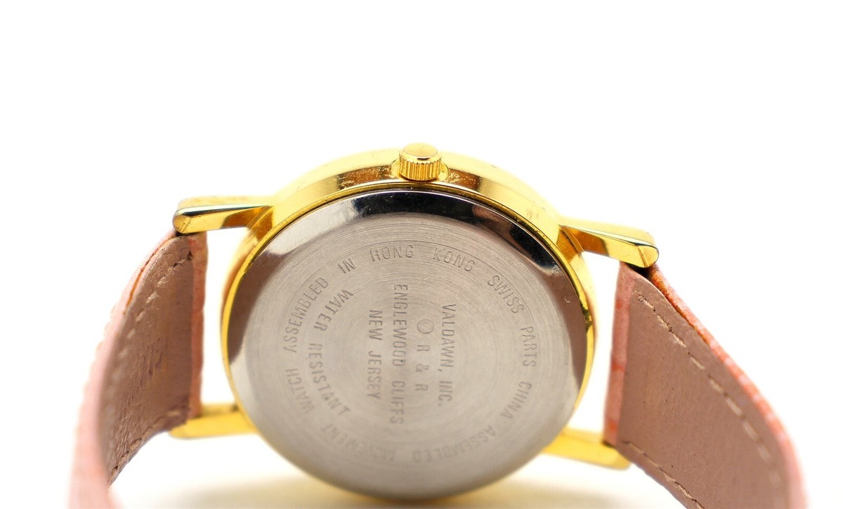 Valdawn Pig With Piglets Quartz Watch NEEDS Battery | eBay display picture 1