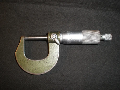 Mitutoyo Series 103 Outside Micrometer 0-1 inch, 0-25mm lot 118