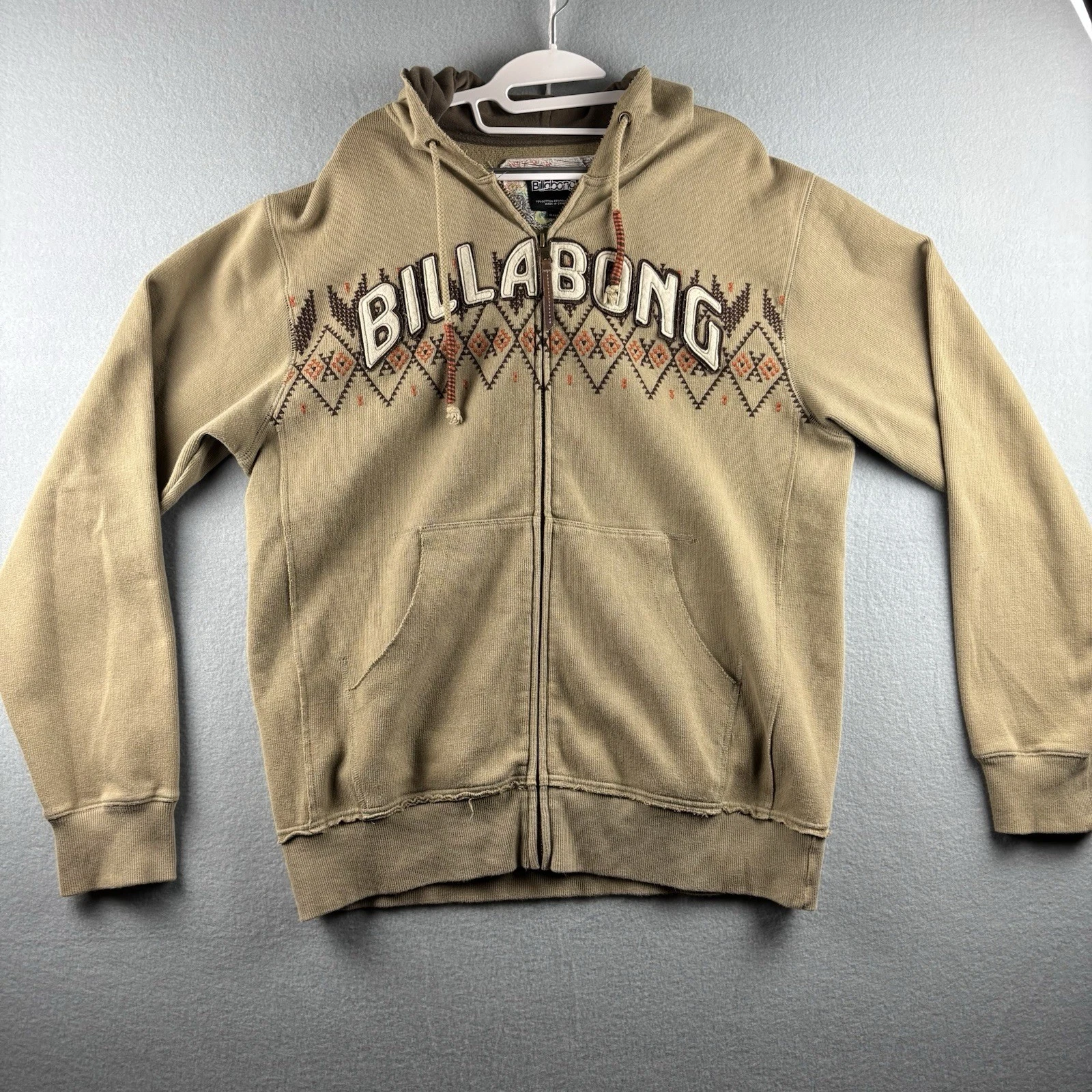 Billabong Full Zip Hoodie Mens XL Tan Tribal Embroidered Logo Surf Skate Y2K
Opens in a new window o
