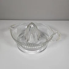 Vintage Classic Glass Lemon Citrus Orange Squeezer Juicer With Finger Handle