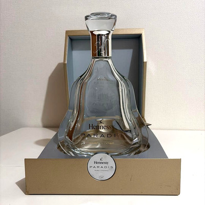 Hennessy PARADIA Cognac Empty Bottle Clear Decanter WIth Gift Box