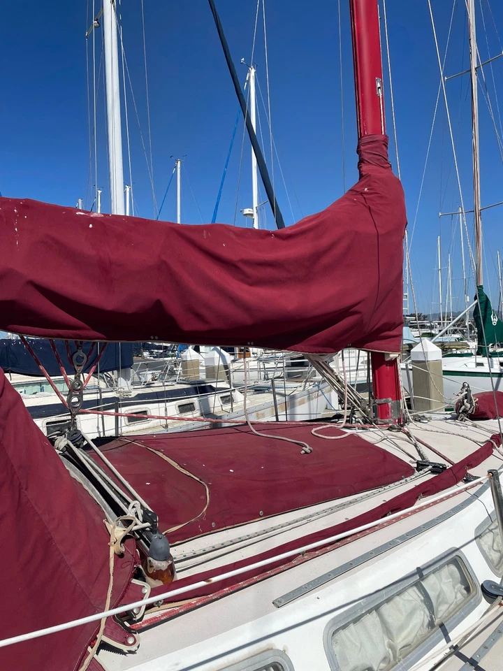 1977 Catalina 30' Sailboat - Inboard Diesel Runs - California - Image 3 of 4