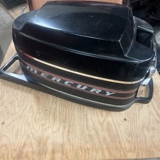3953A2 Mercury 7.5-9.8 110 Hp    Motor Cowling 1970-73