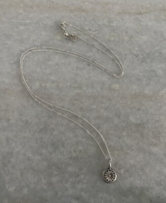 Beautiful Sterling Silver 925 Daisy London Adjustable Necklace Flower Pendant