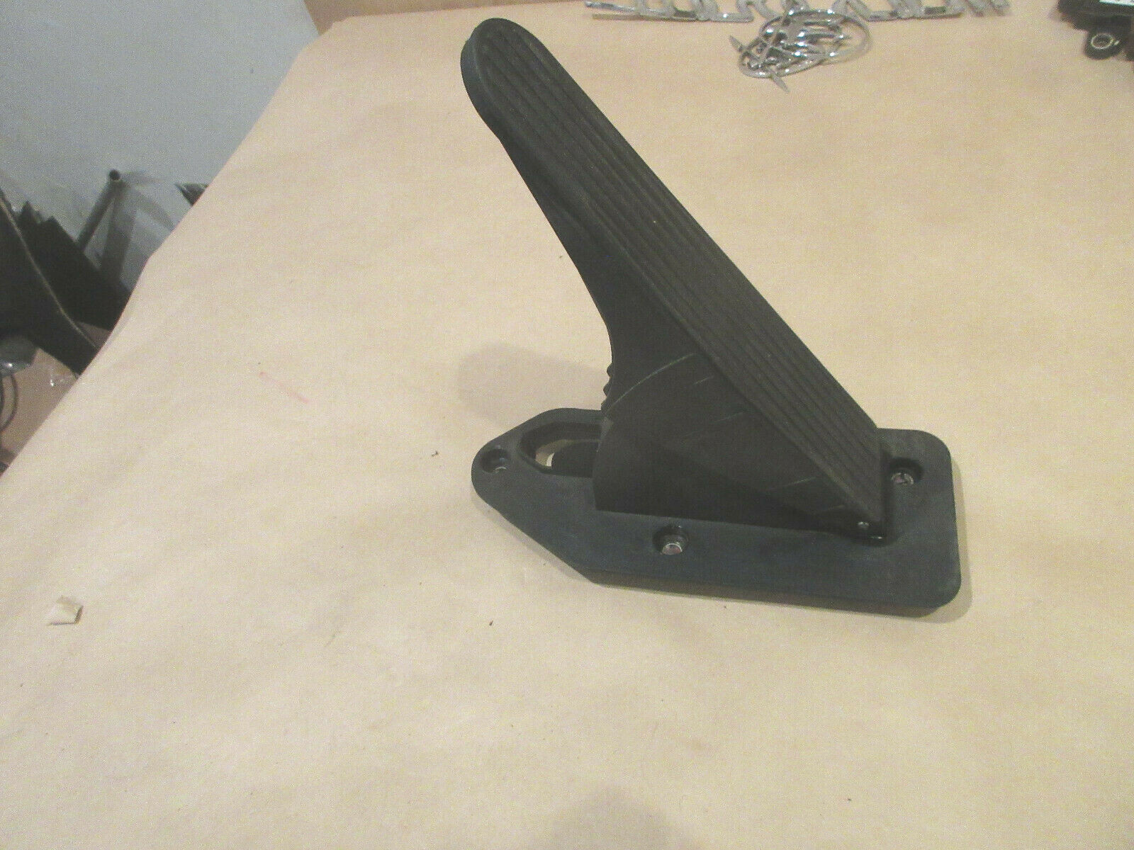 Maserati Quattroporte - 05 - Throttle / Gas  Pedal  P/N 196819