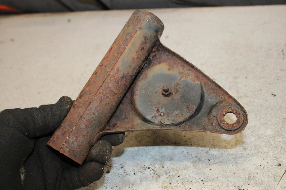 Kawasaki G4TR 1974 Trail Boss soporte faro izquierdo S7-4761.XN Foto 4 de 4