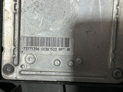 Citroen C5 Right Head Light 06/2001-12/2004 - Picture 8 of 12