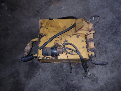 Ford New Holland 545D Loader Tractor Hydraulic Oil Tank Assembly D8NN875BE 340B 