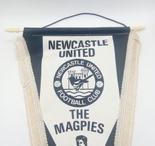 Fanion Newcastle United FC – 9x11cm – Pennant Banderin – Club Anglais