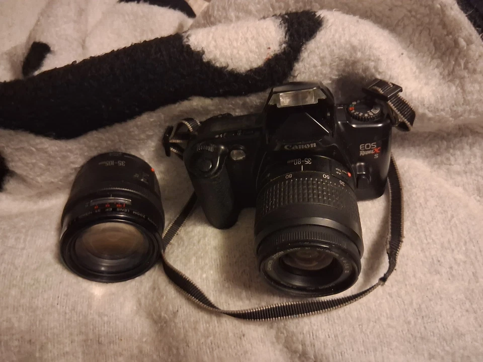 Cannon Eos Rebel Xs 35mm Film Camera With 35-80mm And 35-105mm Lens Great Shape - Image 3 of 4