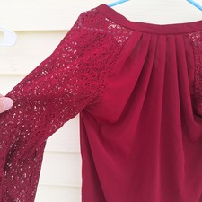 Womens Romantic Lace Dress Sz S Elegant Evening Silhouette Timeless Cottagcore 