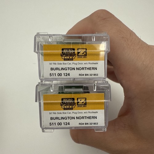 Micro-Trains MTL Z-Scale 50ft Box Car Burlington Northern #321656 & #321853 Lot - Picture 7 of 10