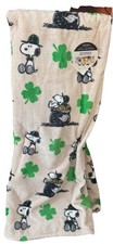 BERKSHIRE OVERSIZED ST PATRICKS DAY PEANUTS THROW BLANKET W/SNOOPY  CLOVERS NEW