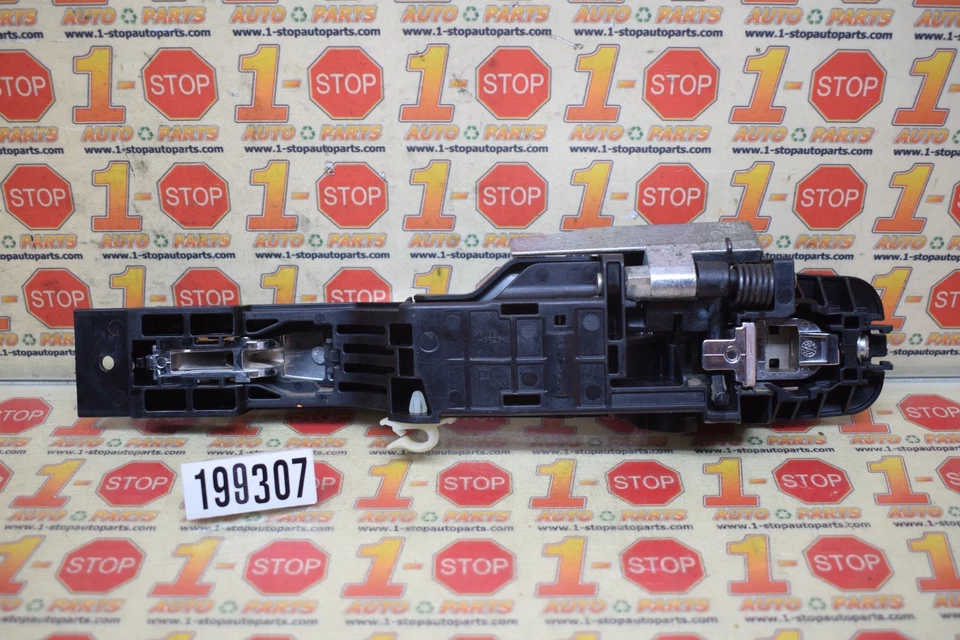 Manija de puerta exterior delantera derecha pasajero Nissan Sentra 2013-2019 OEM Foto 3 de 4