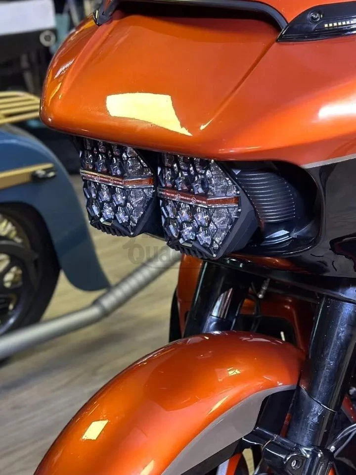 For Harley Road Glide FLTRX CVO 2015-2024 Honeycomb LED Dual Front Headlight Kit - Image 3 of 4