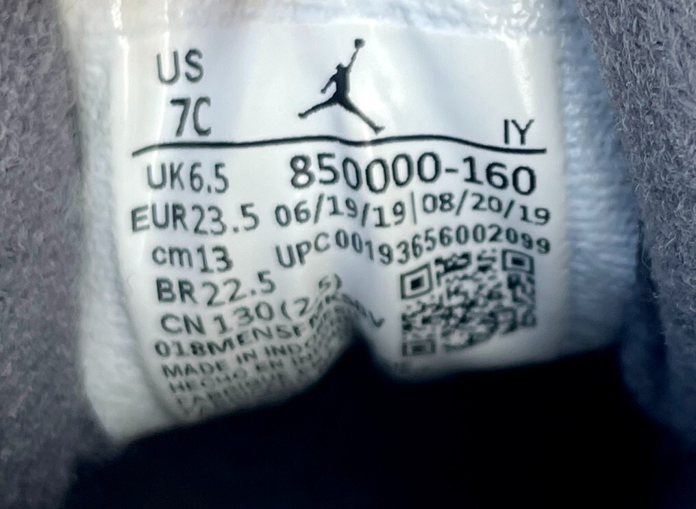 NIKE AIR JORDAN Taxi 12 Retro Sneakers 850000-160 Toddler White Gray SIZE 7C thumbnail 6