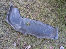 AE86 TOYOTA Genuine 1983/05-1987/04 SR5 RWD COROLLA Gas tank protector