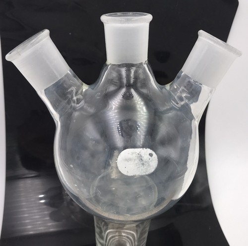 Pyrex Boiling Flask 250 ml 3 Neck Round Bottom Three Neck HALLOWEEN - Picture 2 of 6