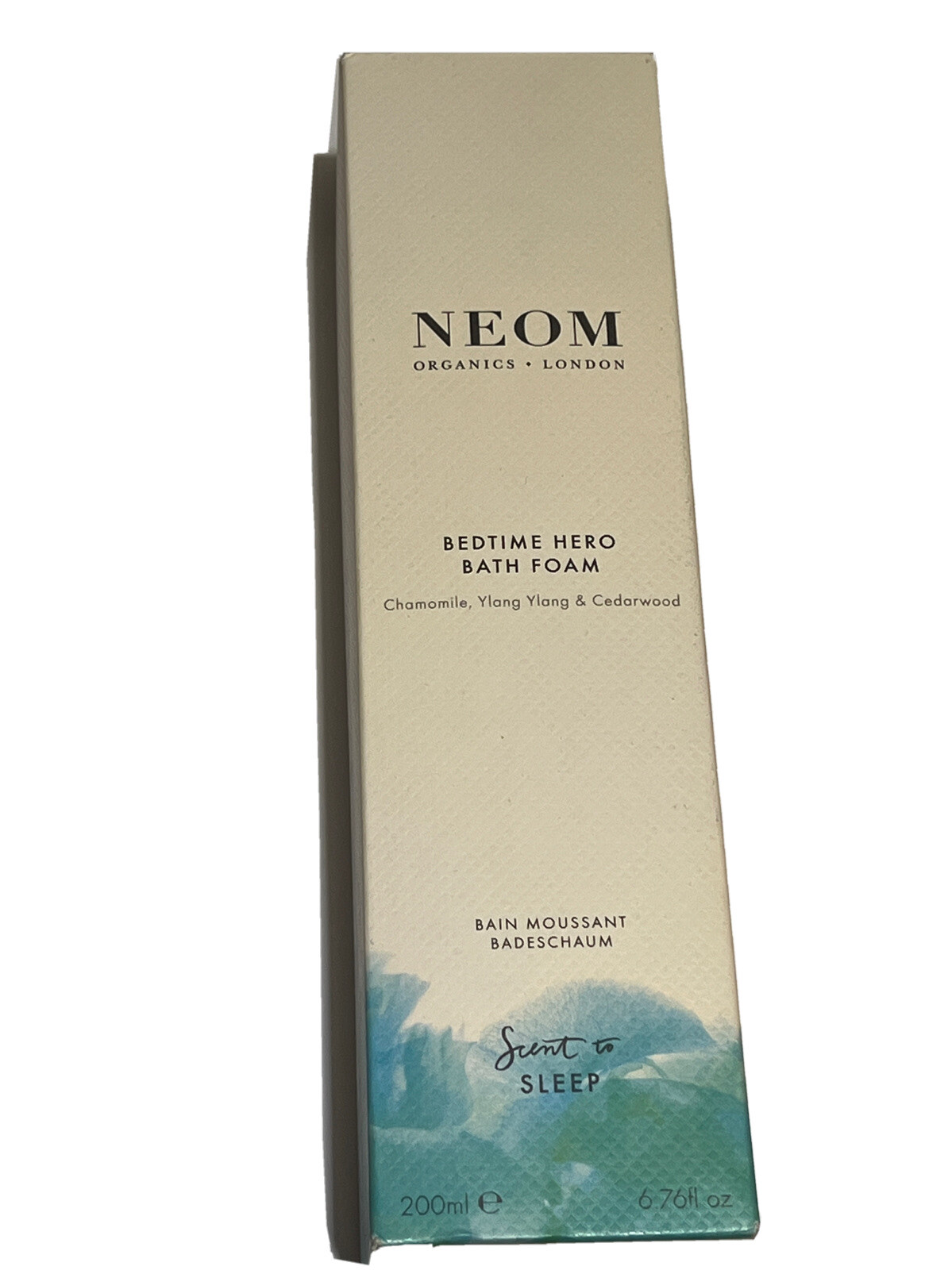 Neom Organics Bedtime Hero Bath Foam  Chamomile,Ylang Ylang & Cedarwood 200ml
