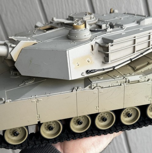 RC Tank M1A2 Abrams Battle Tank 1/24 Scale Real Action Semi functional FOR PARTS - Picture 12 of 22