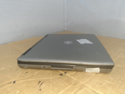 Dell Latitude D520 PP17L Intel Core 2 Duo 1.66 GHz, 512 MB Ram