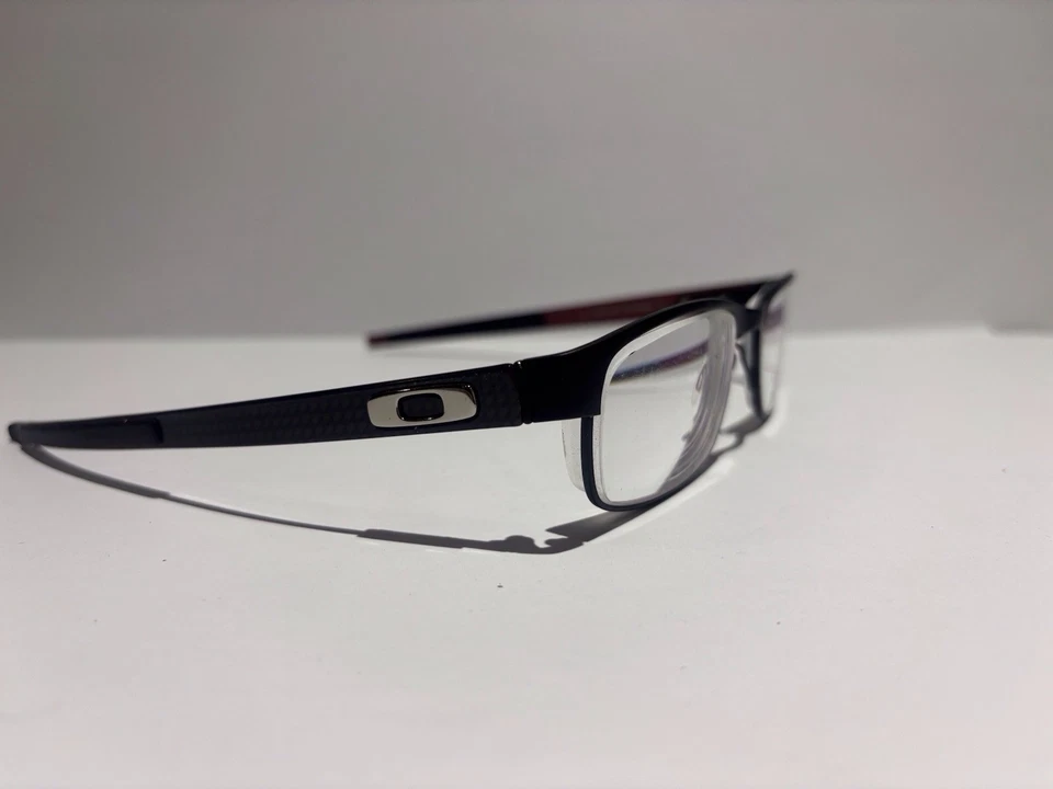 Oakley матовый черный/красный углерода пластина OX5079-0155 прямоугольник свет мужской - Изображение 2 из 4