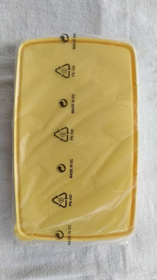 Tupperware Frigosmart Ciotola Rettangolare Gialla + Coperchio codice 5553A-4  - Immagine 3 di 4