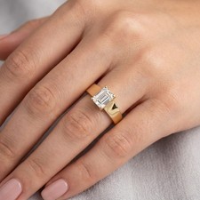 Solitaire Engagement Ring 14K Gold Emerald 1.52 Carat Lab-Grown Diamond G VS2