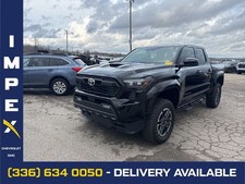 2025 TOYOTA TACOMA TRD Sport
