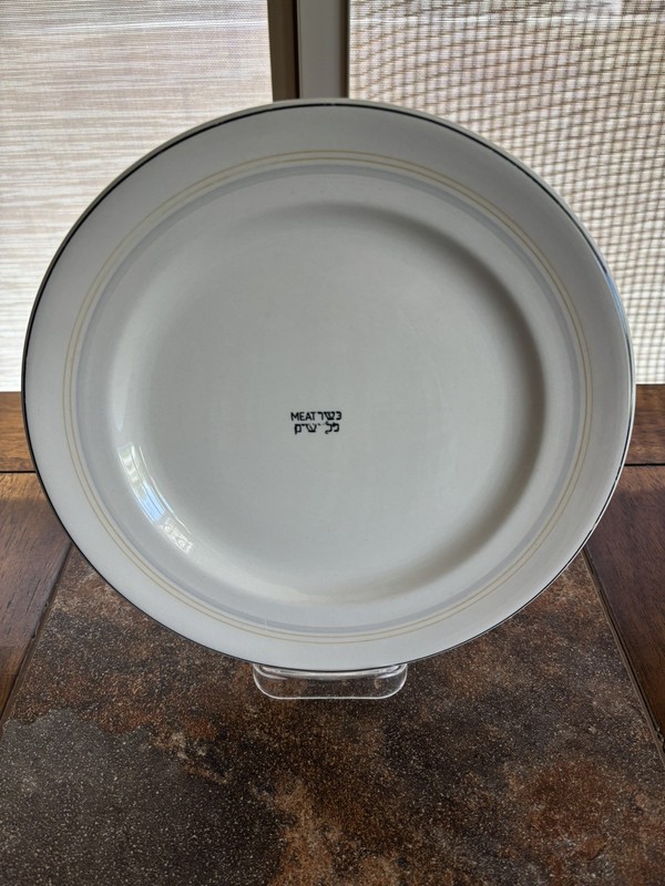 CUNARD STEAMSHIP CO LTD "Queen Mary" Maddock Ivory Ware Kosher Meat Plate 9.5”