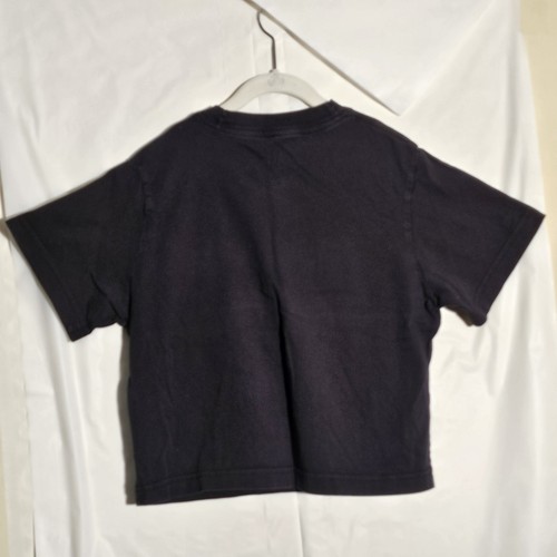 the Nike Tee Girls M T-Shirt Floral Front Swoosh Festival Boxy Loose Fit Black - Picture 2 of 4