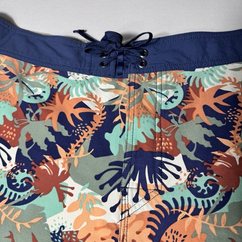 Patagonia Herren Gr. 36 Stretch Boardshorts 7,5 Schrittlänge Navy Blätter Print - Bild 4 von 13