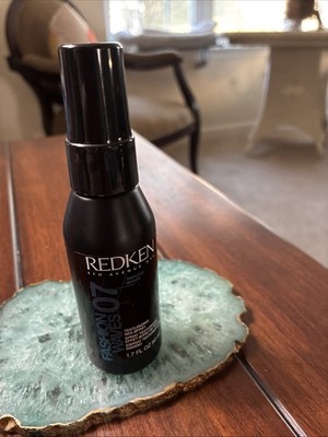 Redken Fashion Waves 07 Texturizing Sea Salt Spray Travel 1.7 fl oz 50 ml New