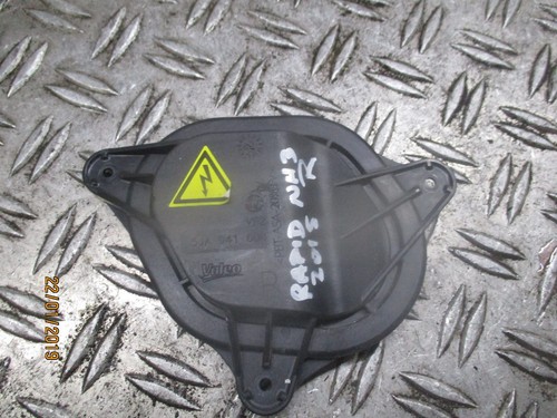 5JA941608 Scheinwerfer Abdeckung Rechts Skoda Rapid NH3 Kombi BJ.2015